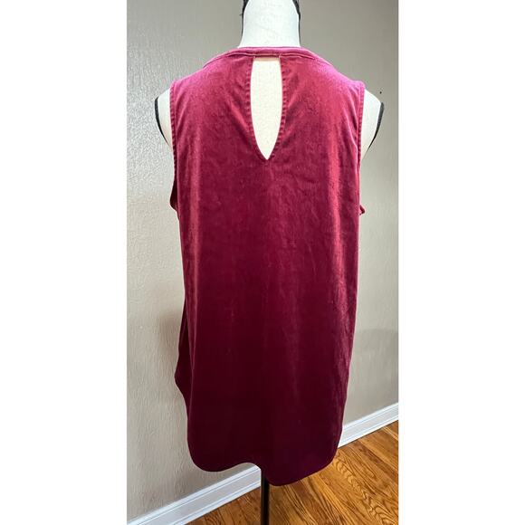 Old Navy Women's Velvet Velour Sleeveless Top Shirt Red Oversized Size Medium - Picture 2 of 13